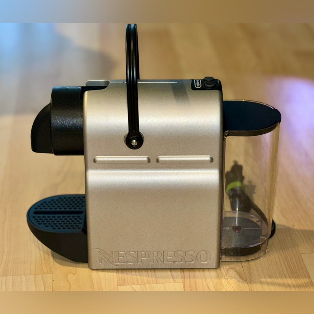 Nespresso Inissia Espresso Machine. Gray - Picture 3 of 3